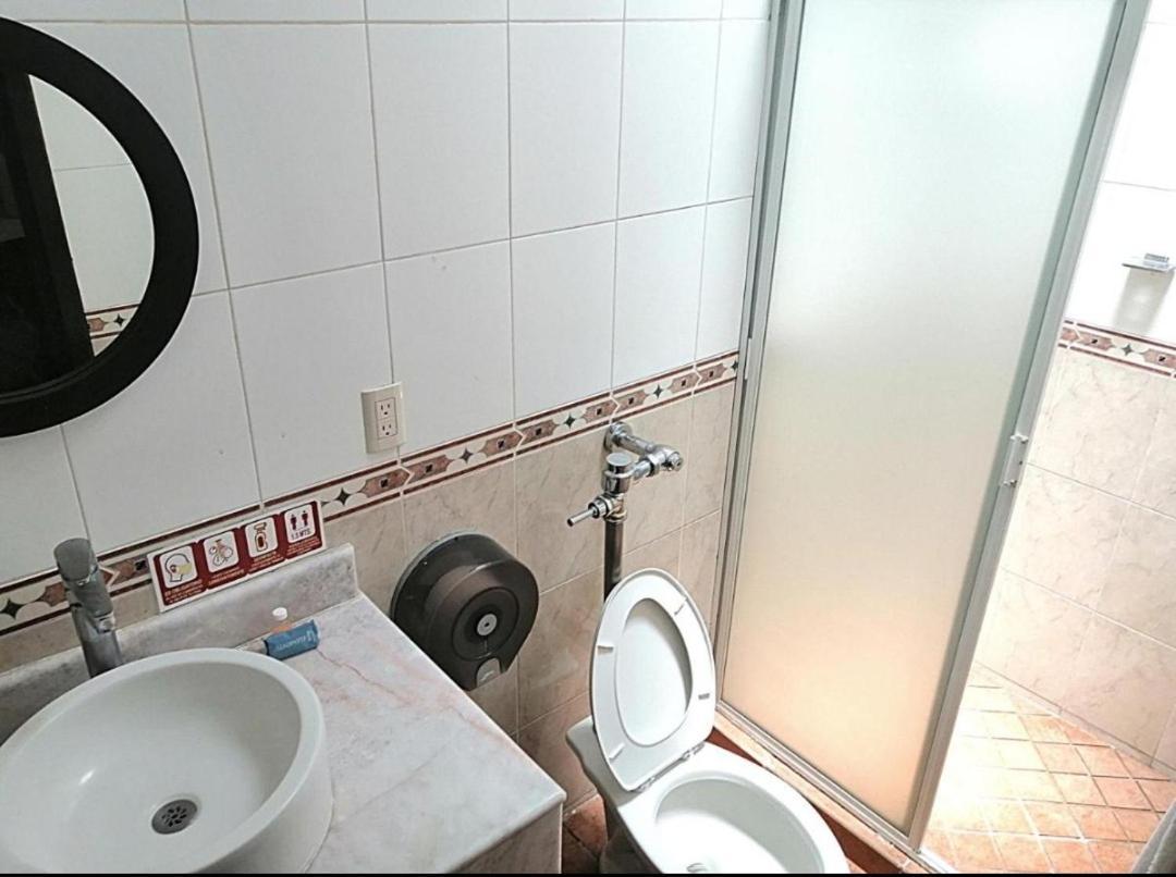 Hotel Aquiles Guadalajara Oda fotoğraf