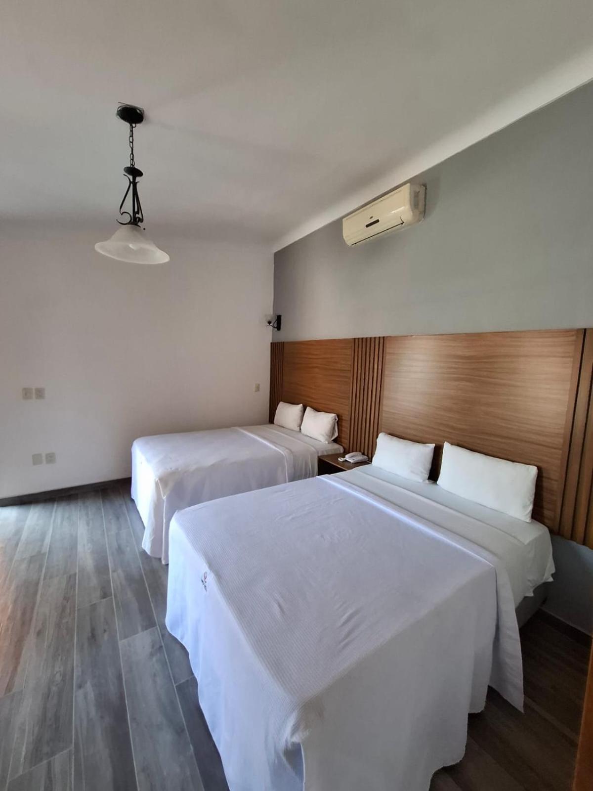 Hotel Aquiles Guadalajara Dış mekan fotoğraf