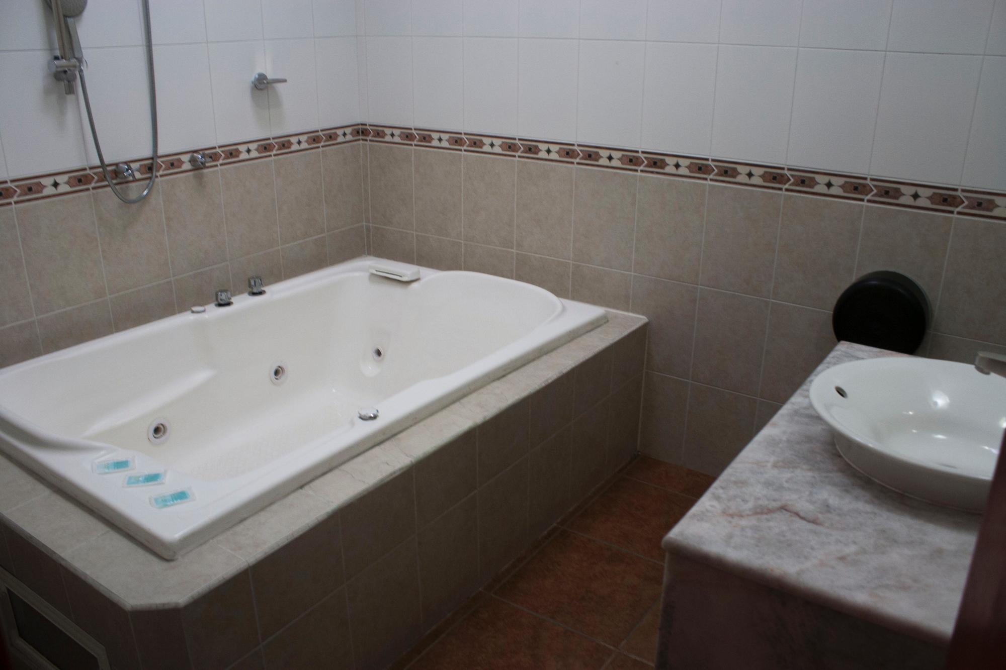 Hotel Aquiles Guadalajara Dış mekan fotoğraf