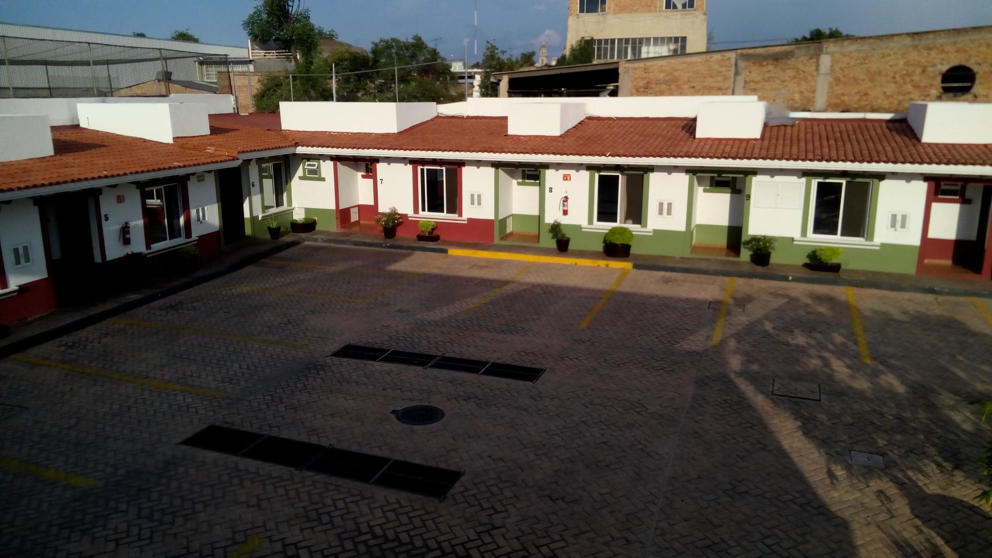 Hotel Aquiles Guadalajara Dış mekan fotoğraf